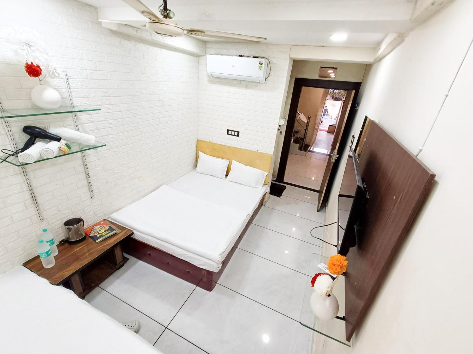 Hotel S Tower Ujjain Dış mekan fotoğraf
