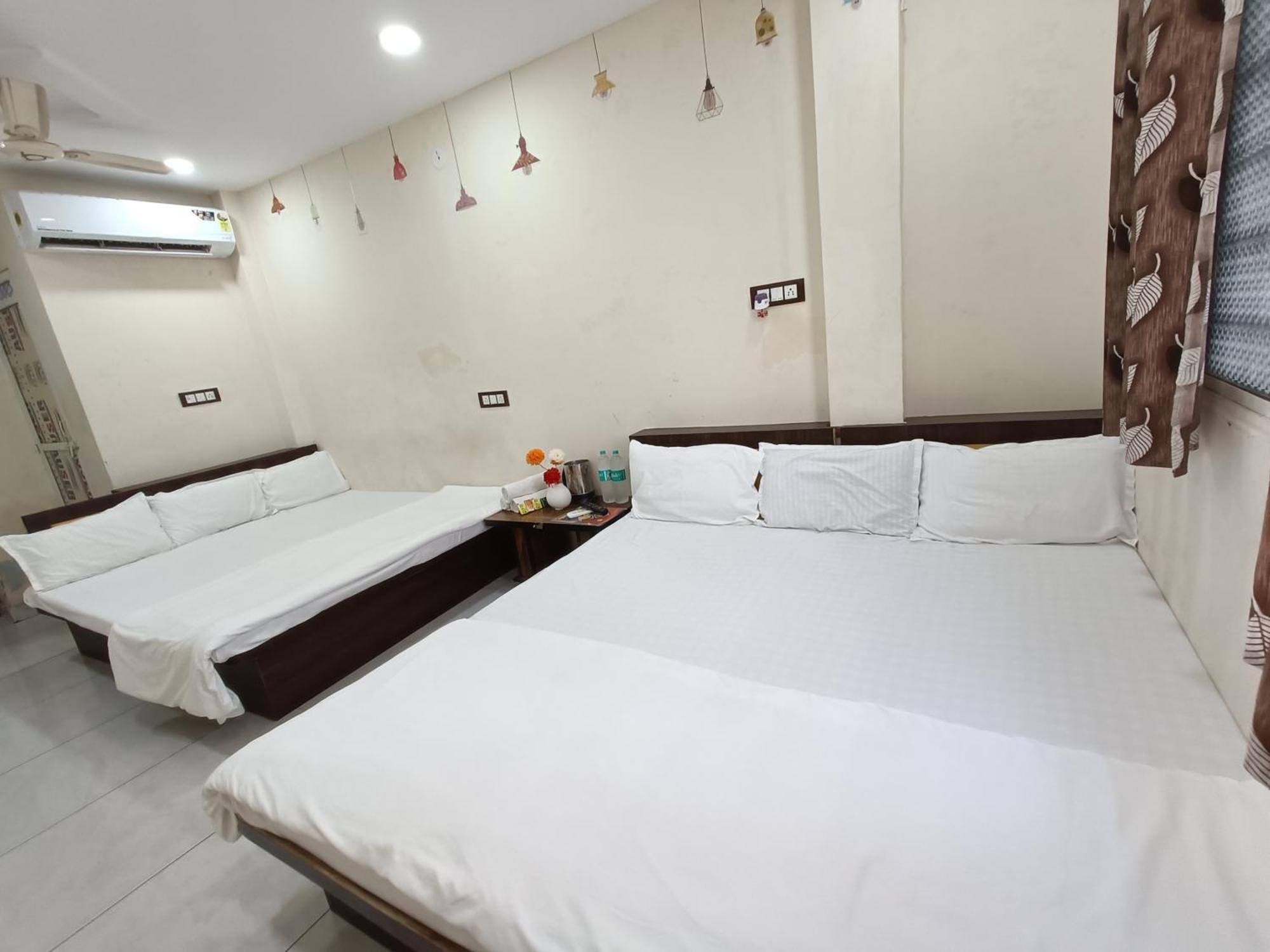 Hotel S Tower Ujjain Dış mekan fotoğraf